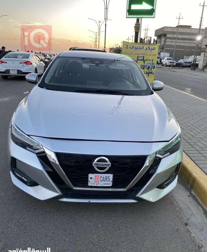 نیسان سێنترا